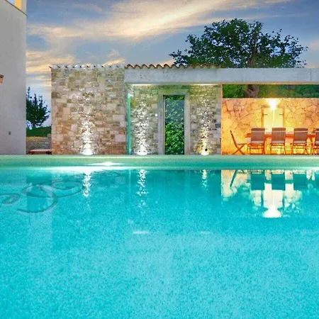 Demetra With Pool Vila Motovun